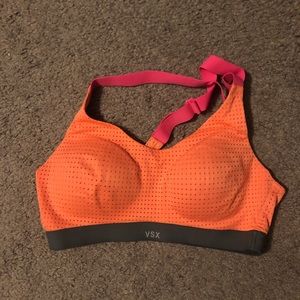 PINK by Victoria’s Secret sports bra